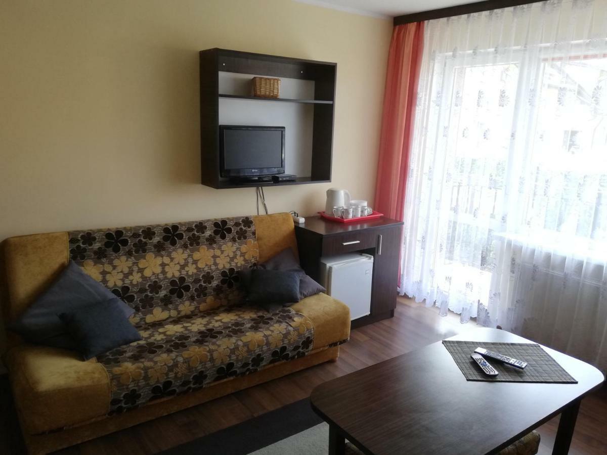 Pokoje Goscinne Sloneczko Kąty Rybackie Extérieur photo