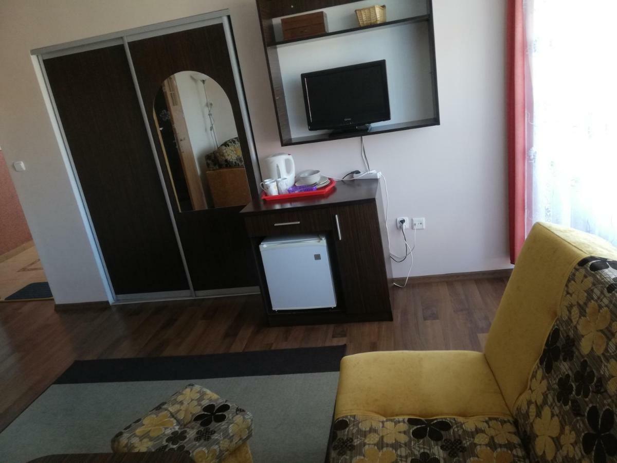 Pokoje Goscinne Sloneczko Kąty Rybackie Extérieur photo