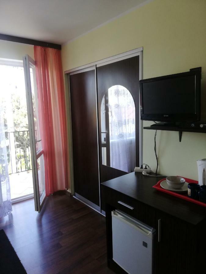 Pokoje Goscinne Sloneczko Kąty Rybackie Extérieur photo