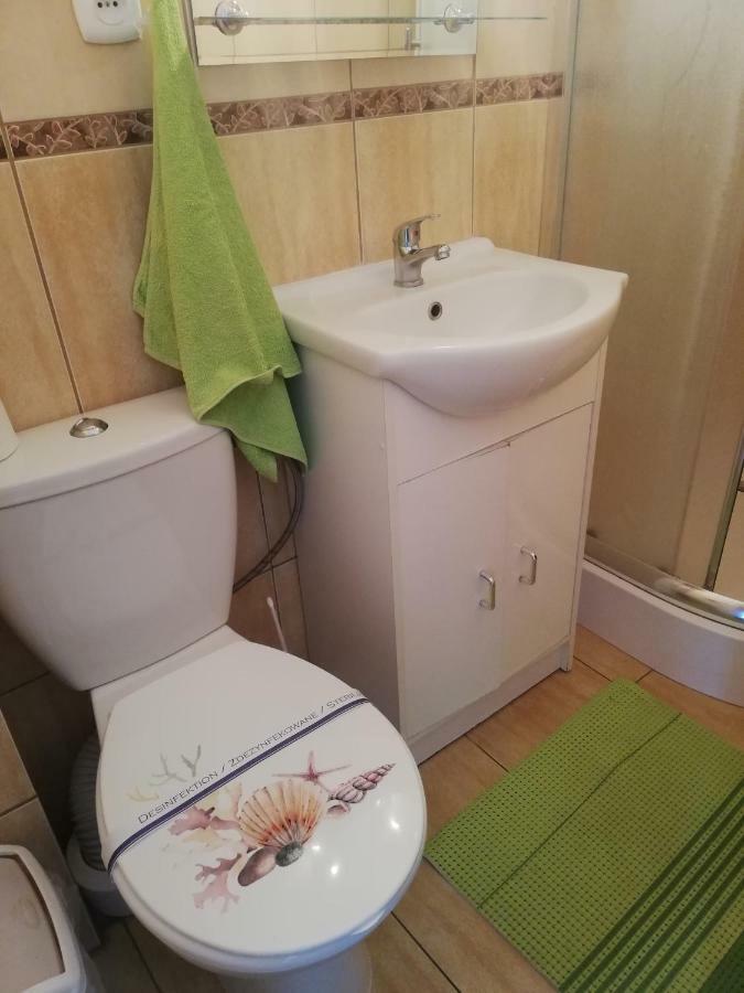 Pokoje Goscinne Sloneczko Kąty Rybackie Extérieur photo